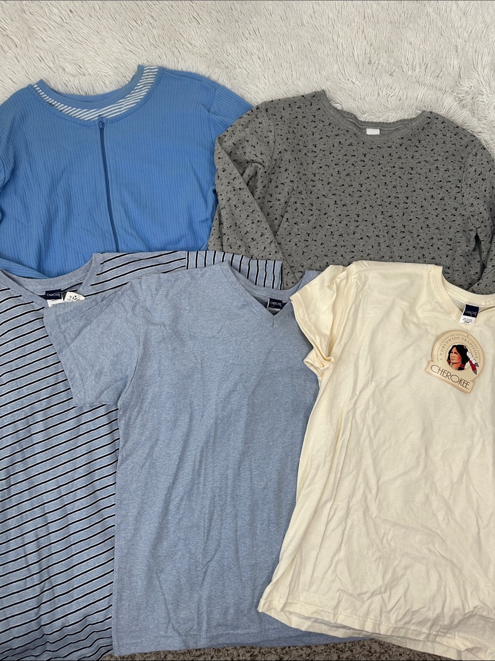 🥕 Bundle of 6 Cherokee Shirts Size L/XL